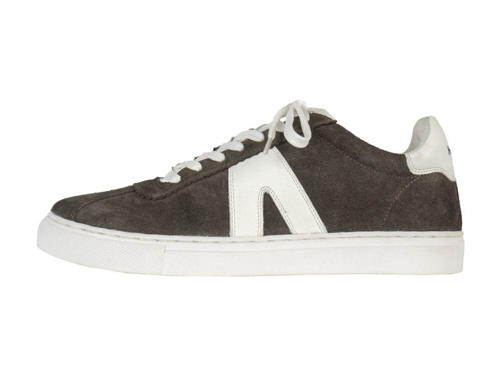 SNEAKER VIGO