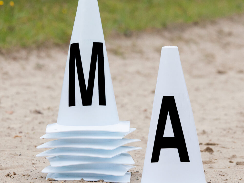 Waldhausen Dressage Markers, 20x60m Arena