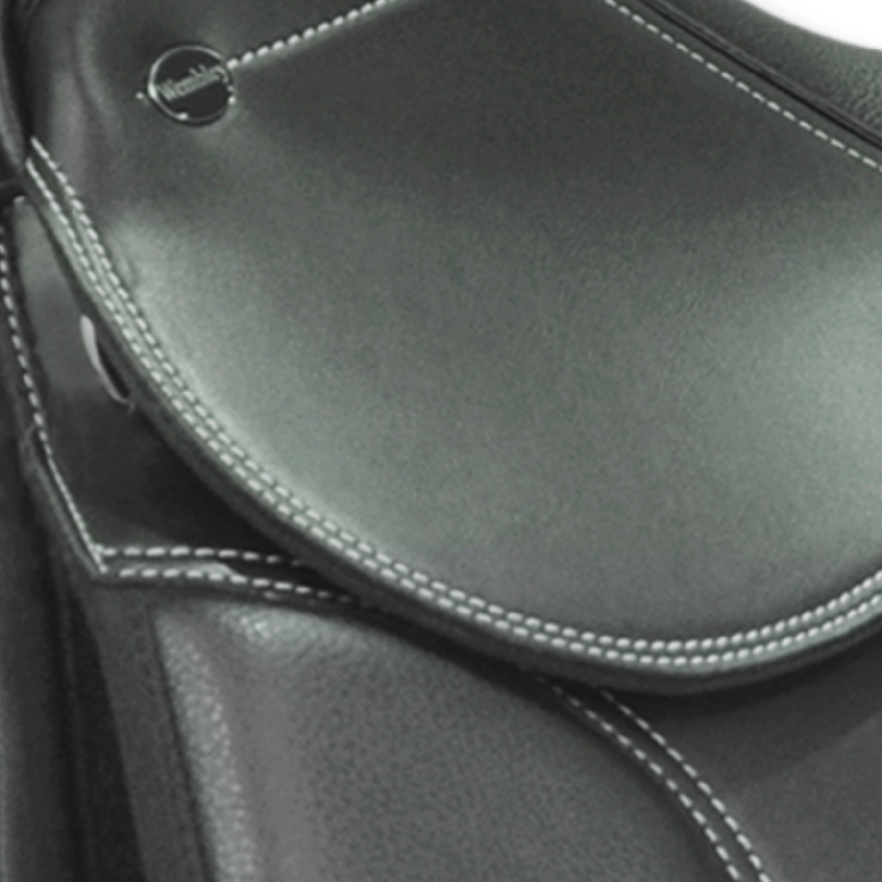 Waldhausen Dressuurzadel Kunststof black, 17,5"/44 cm - Afbeelding 2
