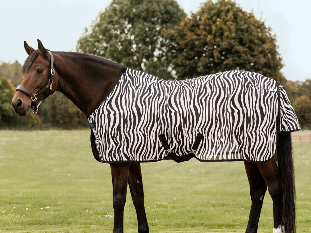 Waldhausen vliegen deken Zebra met buik- en bilriemen