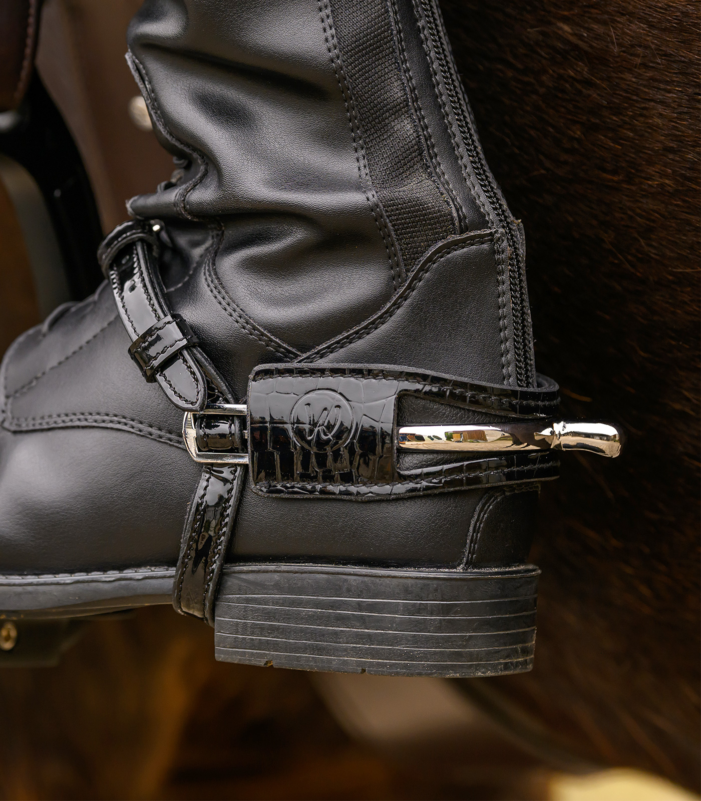 Waldhausen Patentleather Spur Protector, black with croco optic - Afbeelding 3
