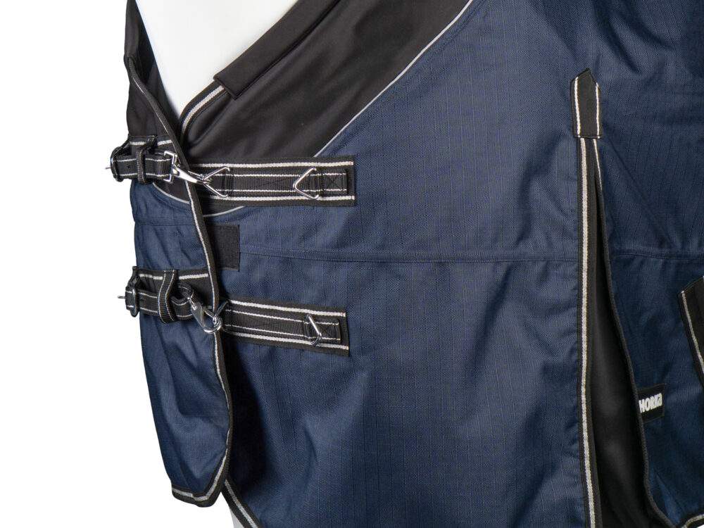OUTDOOR DEKEN MET SOFTSHELL KRAAG 1200D 0 GSM